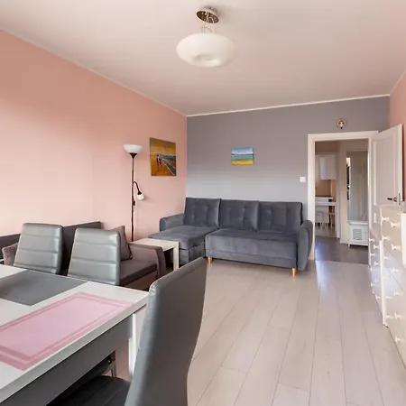 Wrzeszcz Homely By Bookinghost *